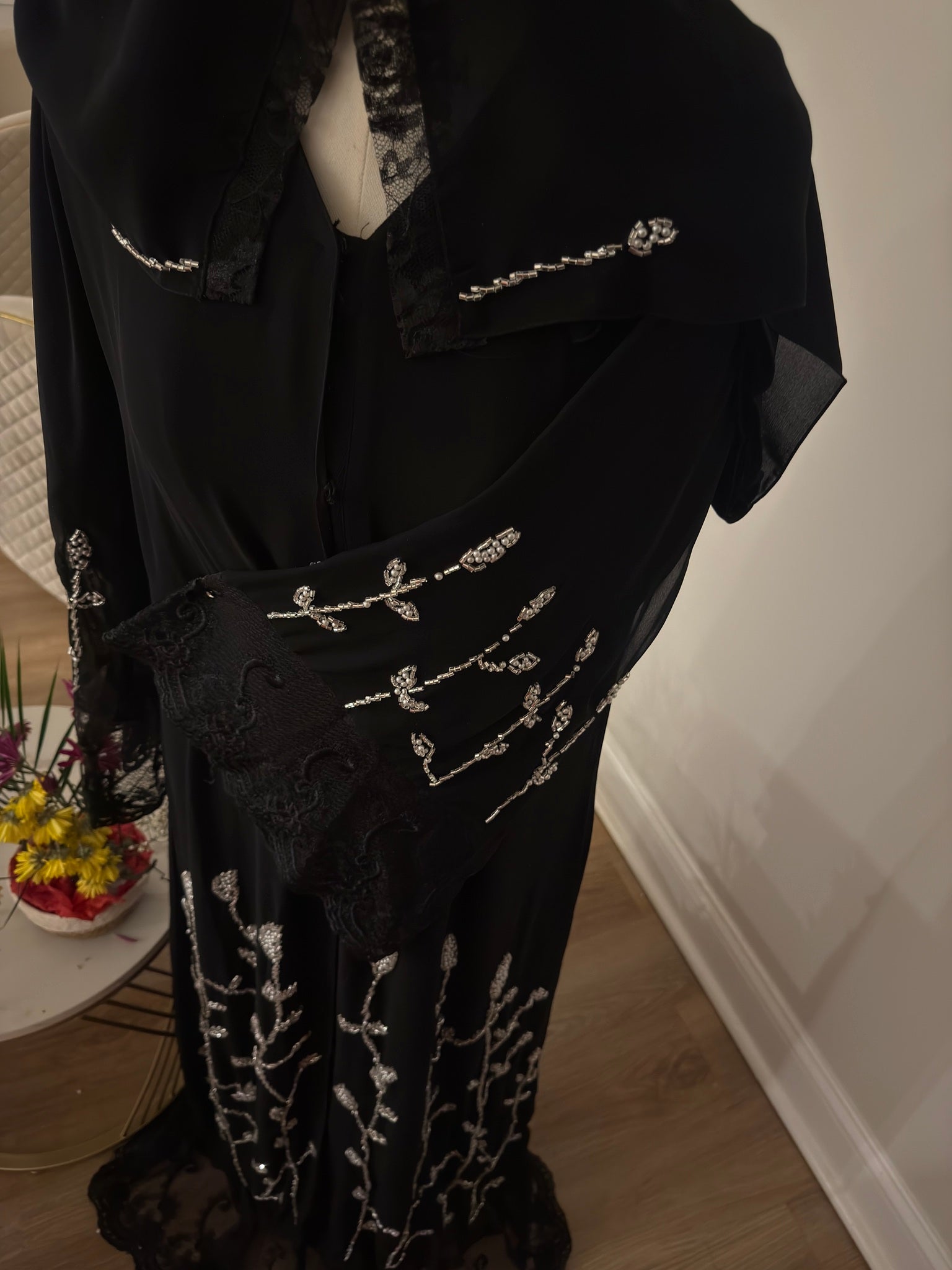 Midnight Lace Veil Abaya