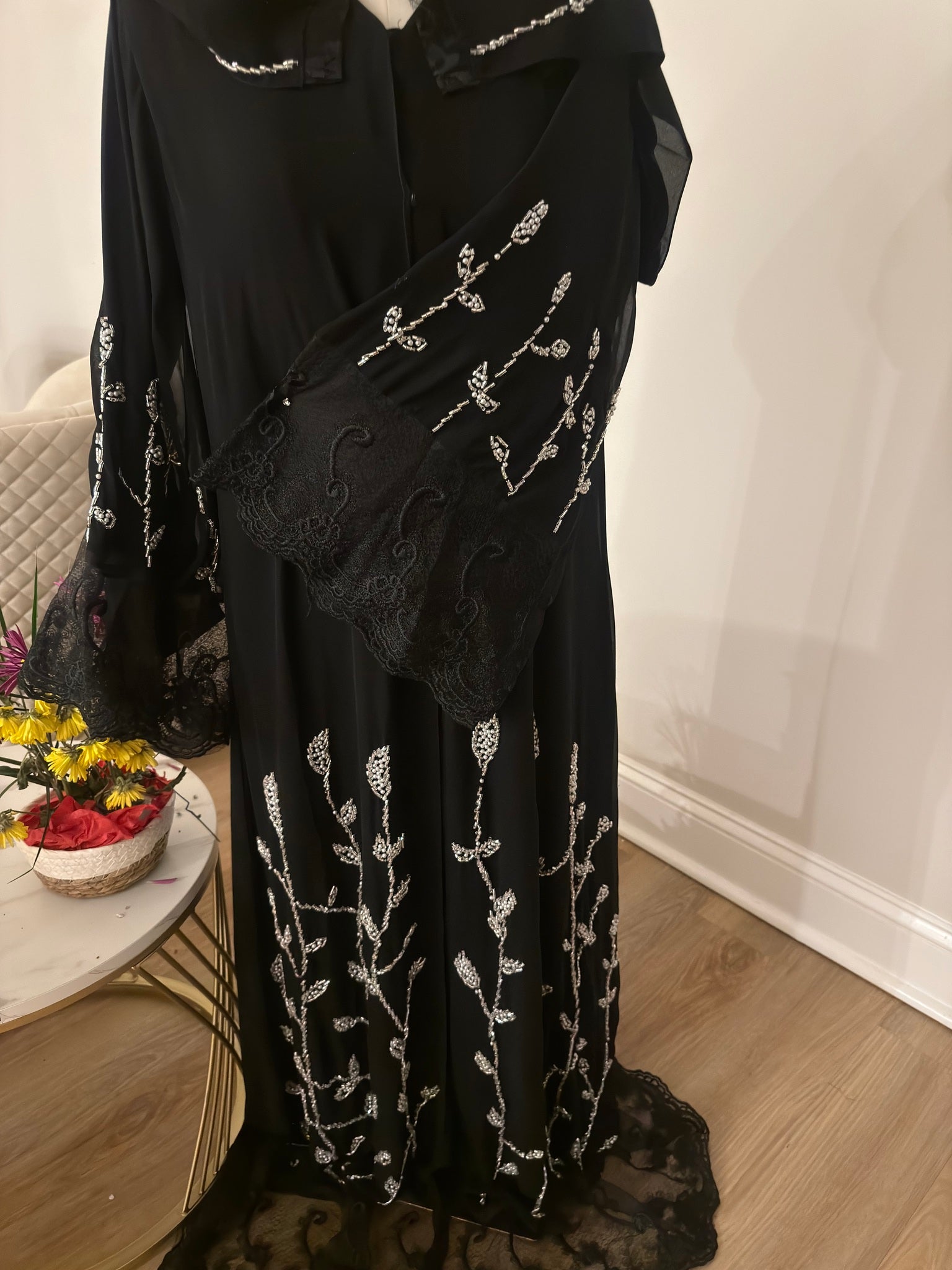 Midnight Lace Veil Abaya