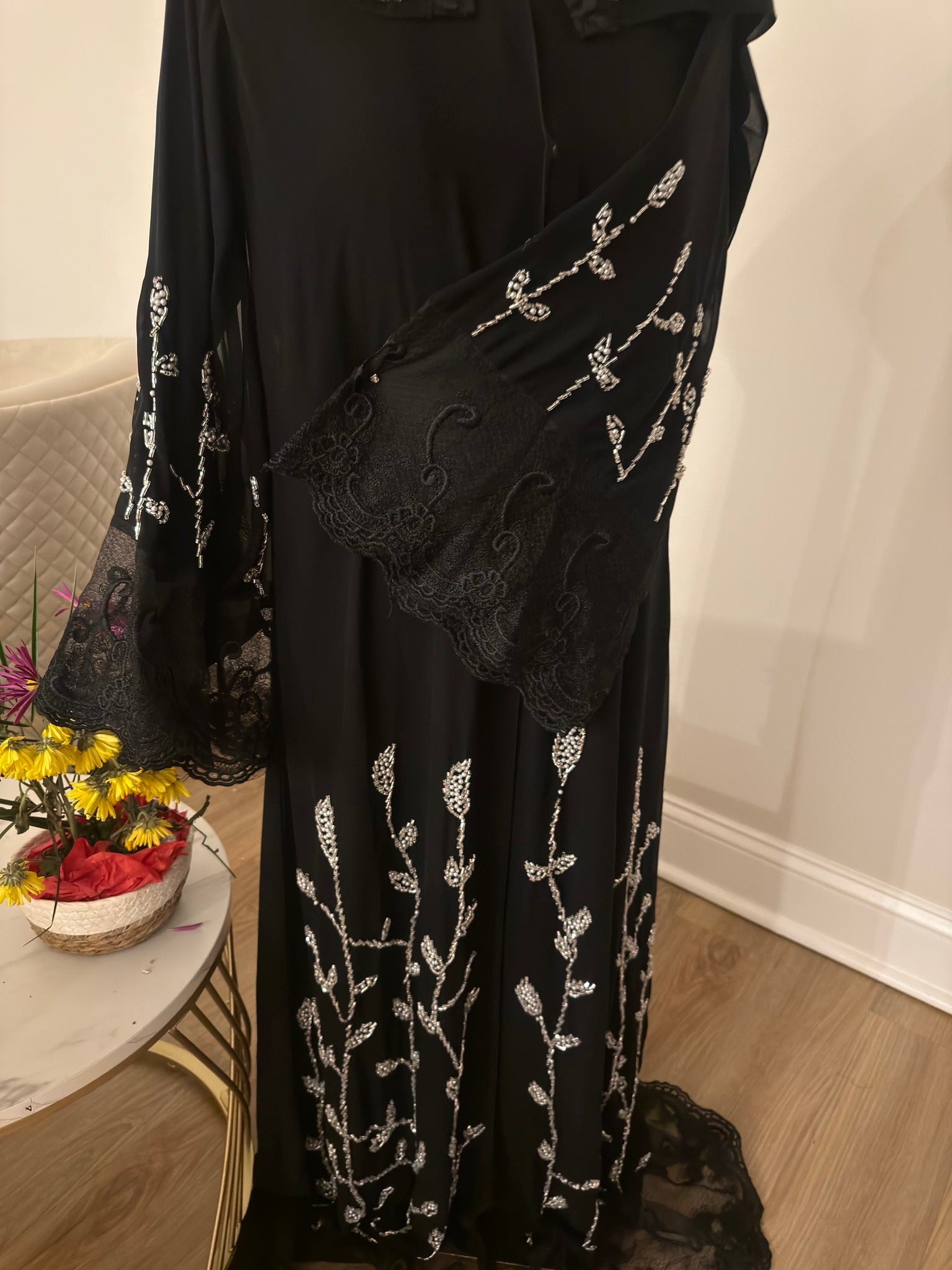 Midnight Lace Veil Abaya